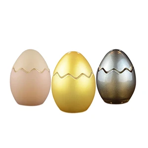 Egg-Shaped-Frosted-Glass-Candle-Jars-1