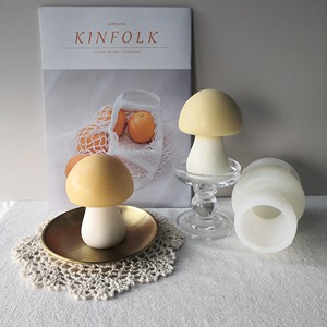 Mushroom-Candle-Molds-1