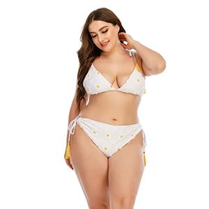 Plus-Size-String-Bikinis-0