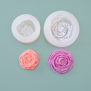Rose-Candle-Molds-1