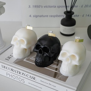 Skull-Candle-Molds-1