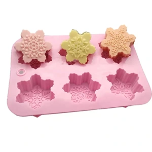 Snowflake-Candle-Molds-1