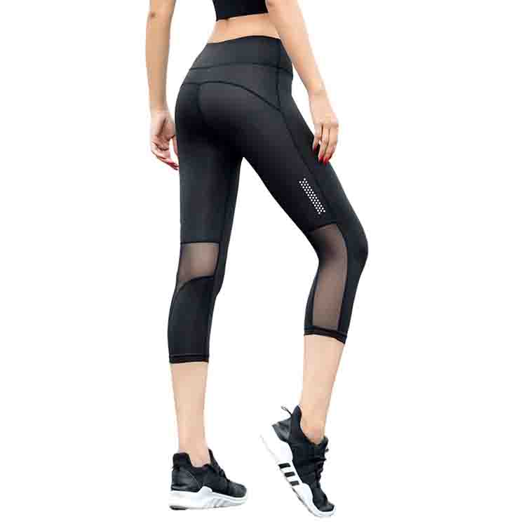 yoga-capris-1